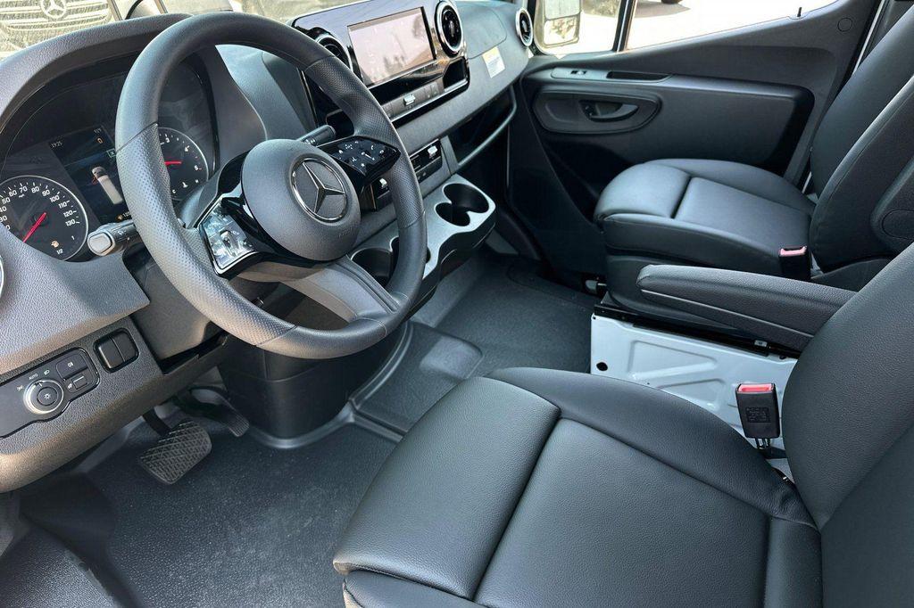 new 2025 Mercedes-Benz Sprinter 2500 car, priced at $70,028
