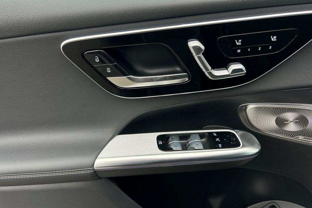 new 2025 Mercedes-Benz GLC 300 car, priced at $54,665