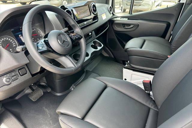 new 2025 Mercedes-Benz Sprinter 2500 car, priced at $65,713