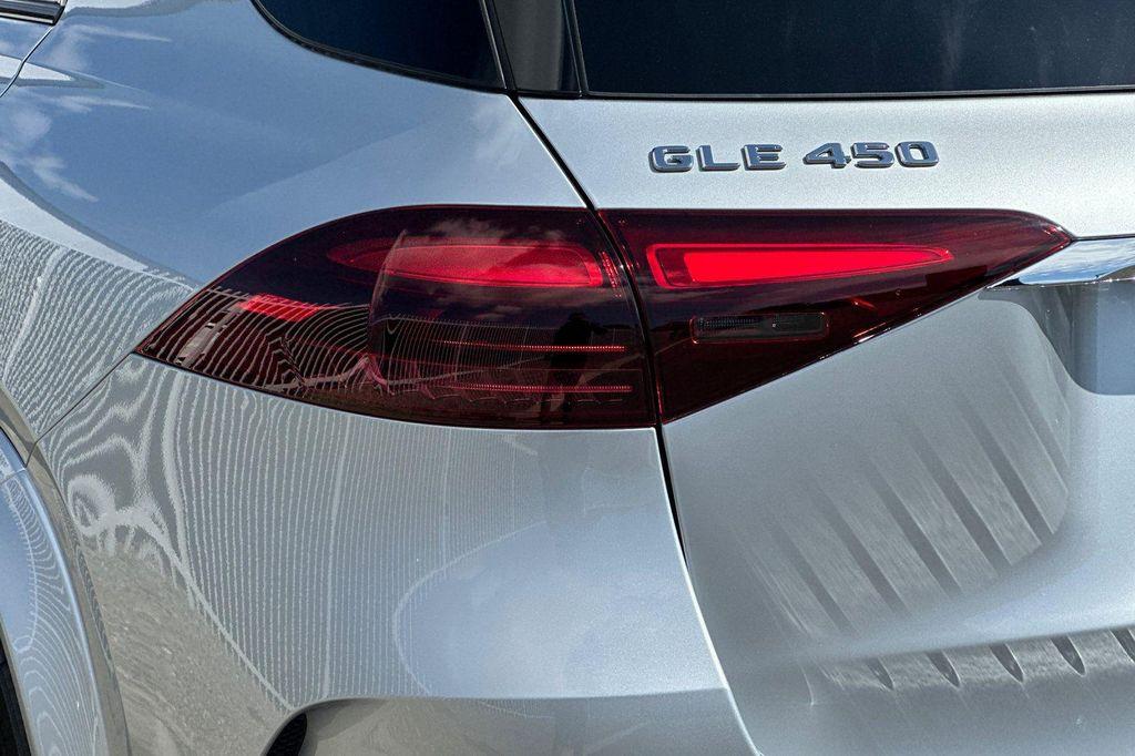 new 2026 Mercedes-Benz GLE 450 car, priced at $80,750