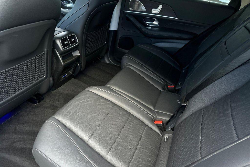 new 2026 Mercedes-Benz GLE 450 car, priced at $80,750