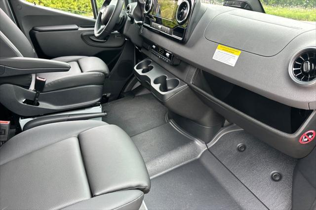 new 2025 Mercedes-Benz Sprinter 2500 car, priced at $71,332