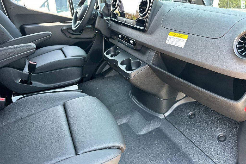 new 2025 Mercedes-Benz Sprinter 2500 car, priced at $61,911