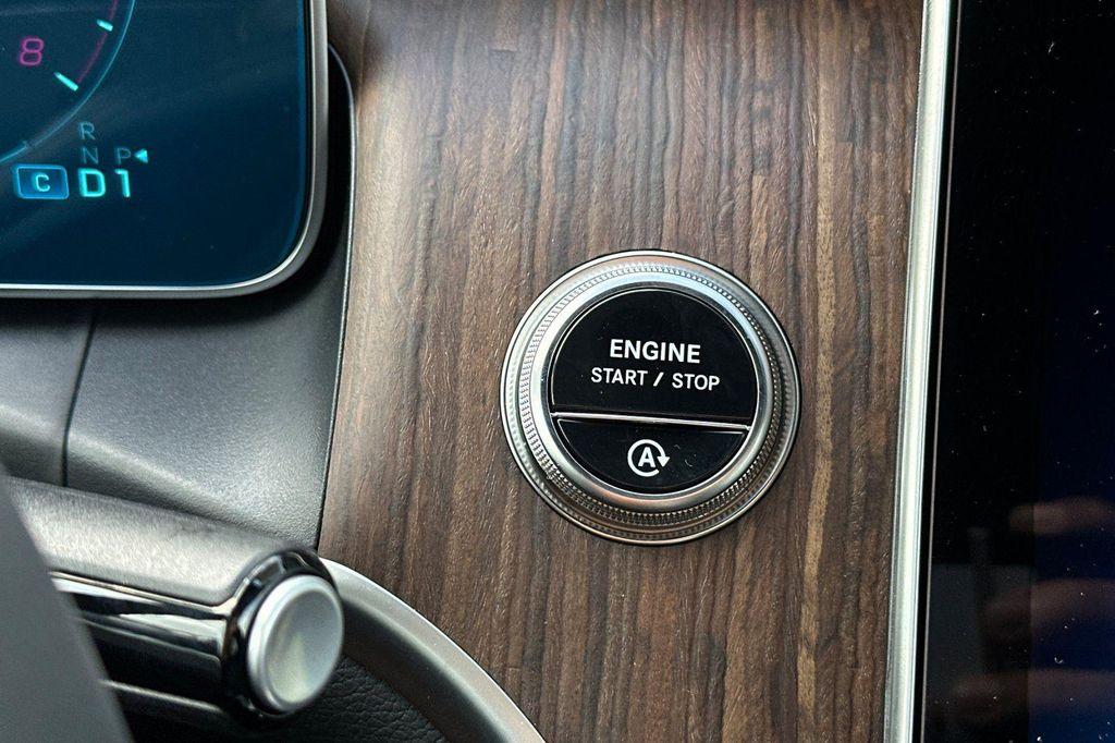 new 2026 Mercedes-Benz GLC 300 car, priced at $55,350