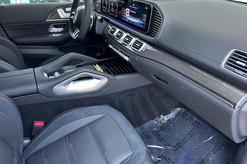 new 2025 Mercedes-Benz AMG GLS 63 car, priced at $161,415