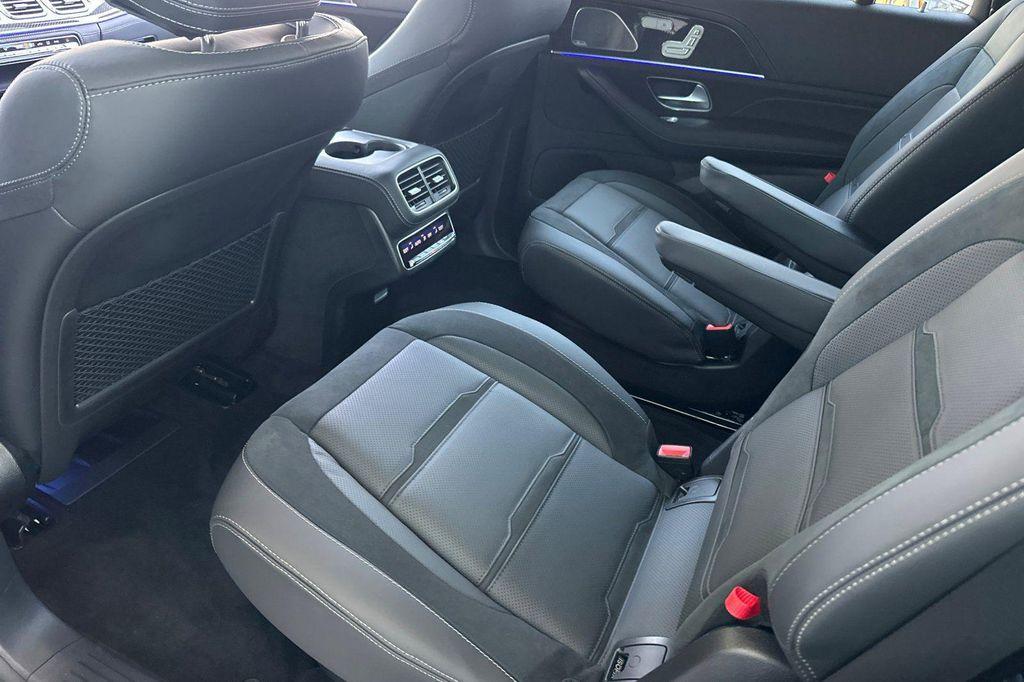 new 2025 Mercedes-Benz AMG GLS 63 car, priced at $161,415