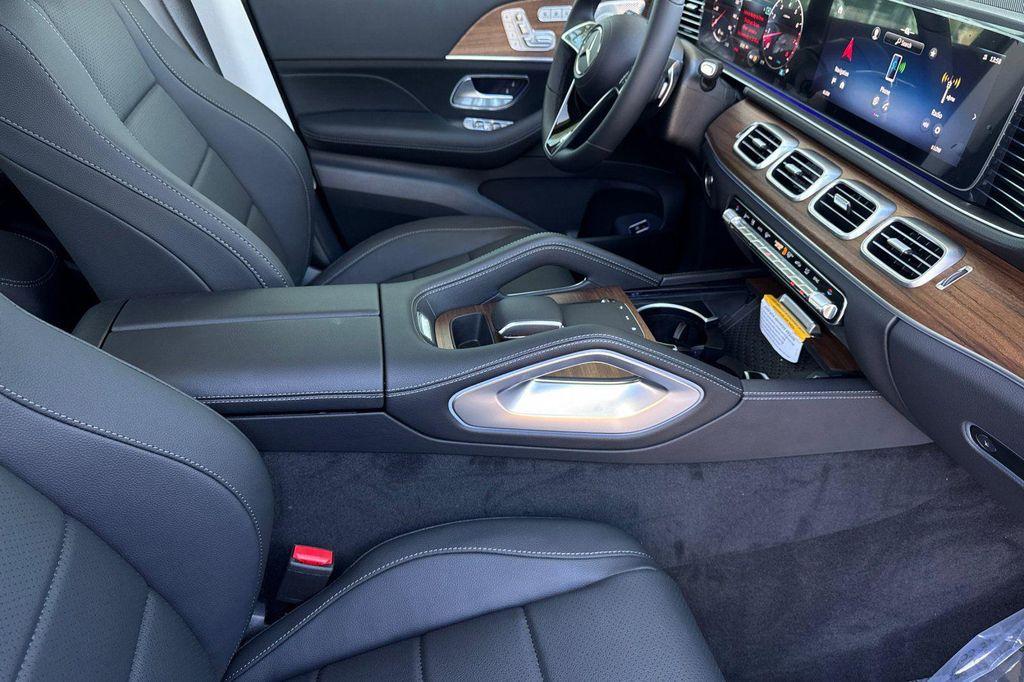 new 2025 Mercedes-Benz GLE 350 car, priced at $64,886