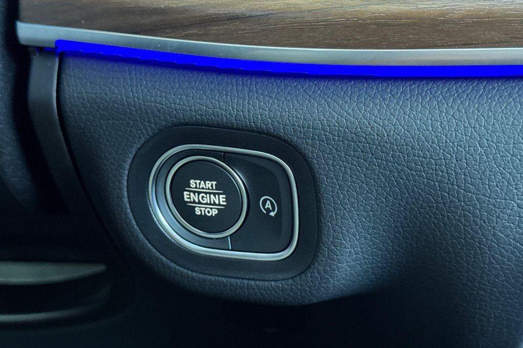 new 2025 Mercedes-Benz GLE 350 car, priced at $64,886