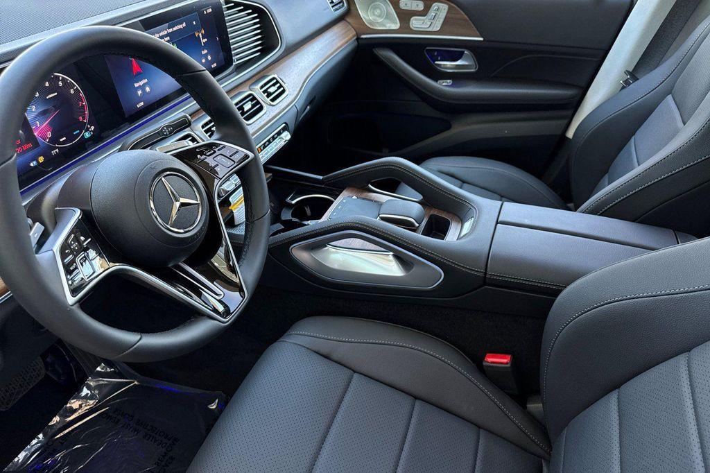 new 2025 Mercedes-Benz GLE 350 car, priced at $64,886