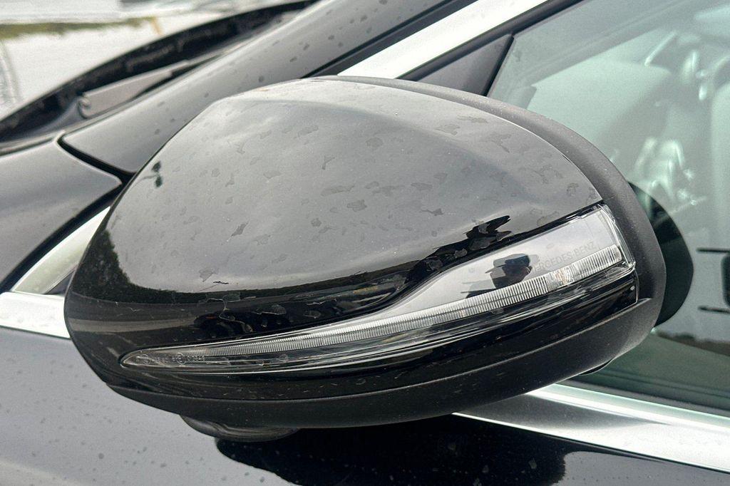 used 2022 Mercedes-Benz GLC 300 car, priced at $34,484