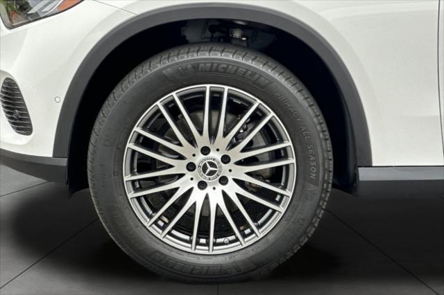 used 2025 Mercedes-Benz GLC 300 car, priced at $48,000
