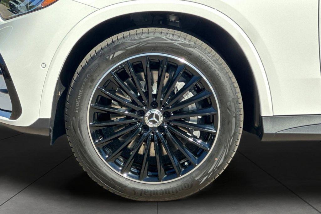 new 2026 Mercedes-Benz GLC 300 car, priced at $56,085