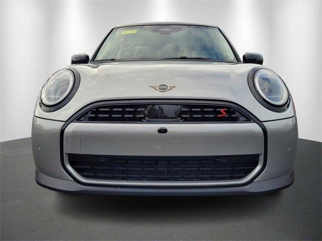 new 2025 MINI Hardtop car, priced at $38,455