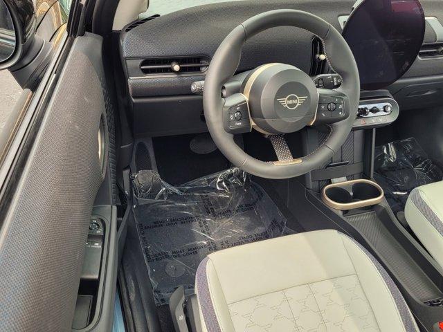 new 2025 MINI Hardtop car, priced at $33,345