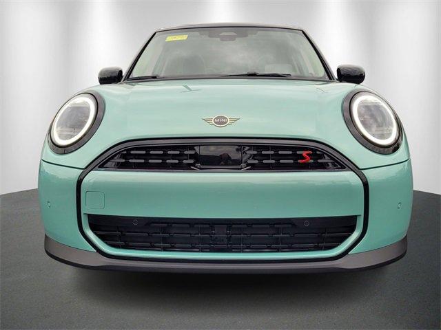 new 2025 MINI Hardtop car, priced at $36,980