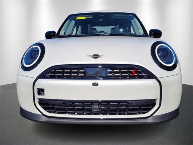 new 2025 MINI Hardtop car, priced at $37,540