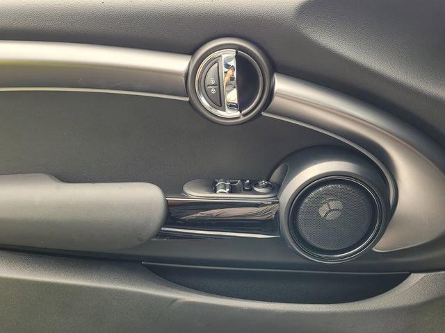 used 2023 MINI Hardtop car, priced at $26,388
