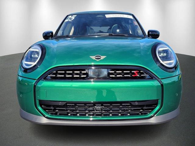 used 2025 MINI Hardtop car, priced at $29,912