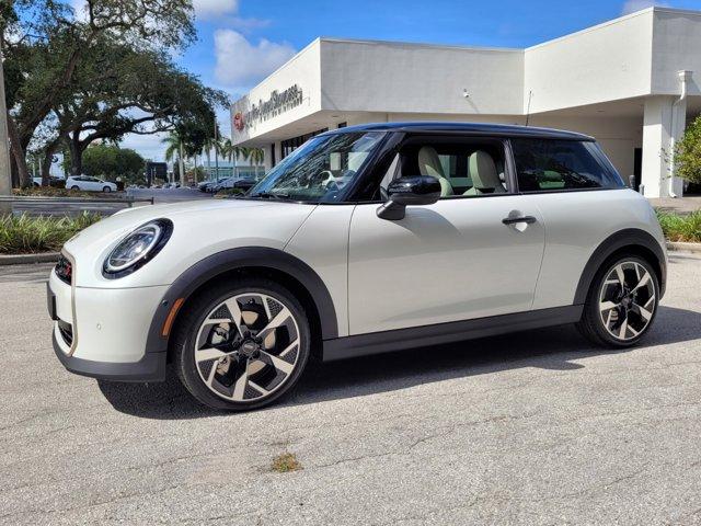 new 2025 MINI Hardtop car, priced at $32,999