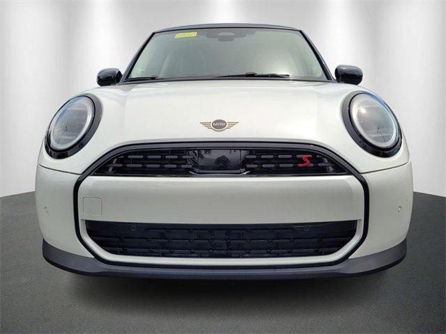 new 2025 MINI Hardtop car, priced at $35,745