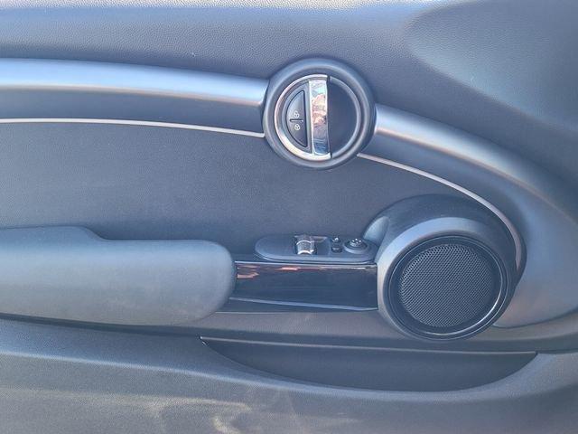 used 2023 MINI Hardtop car, priced at $21,767