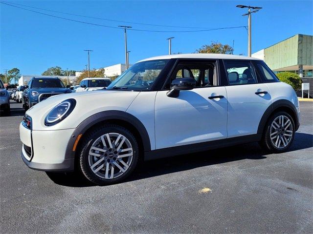 new 2025 MINI Hardtop car, priced at $37,280