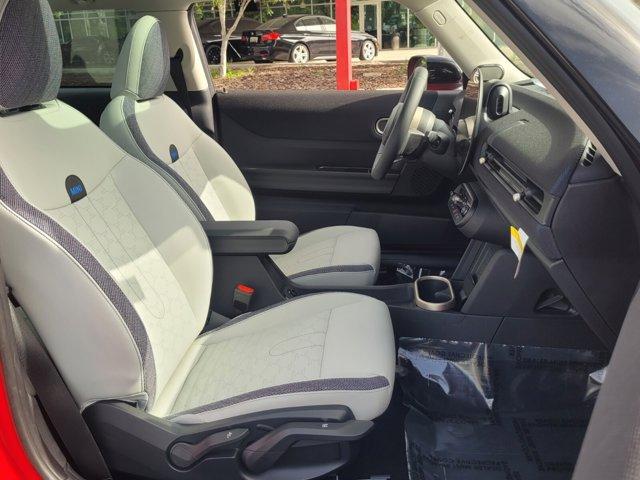 new 2025 MINI Hardtop car, priced at $35,995
