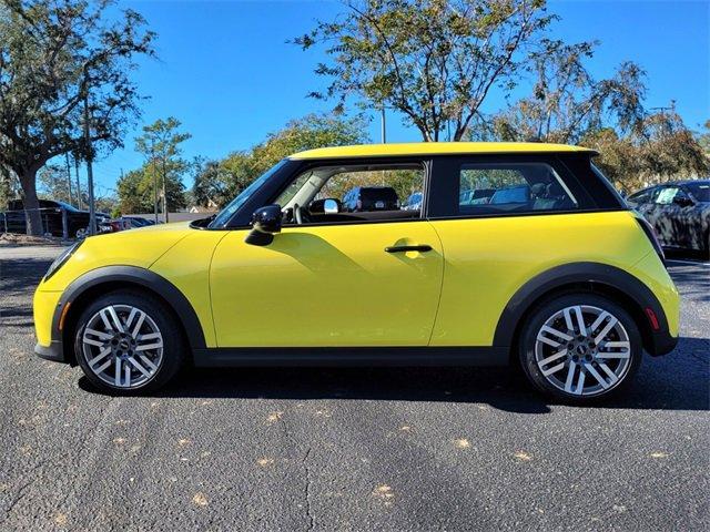 new 2025 MINI Hardtop car, priced at $32,430