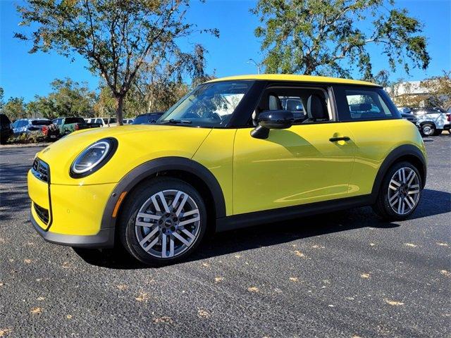 new 2025 MINI Hardtop car, priced at $32,430