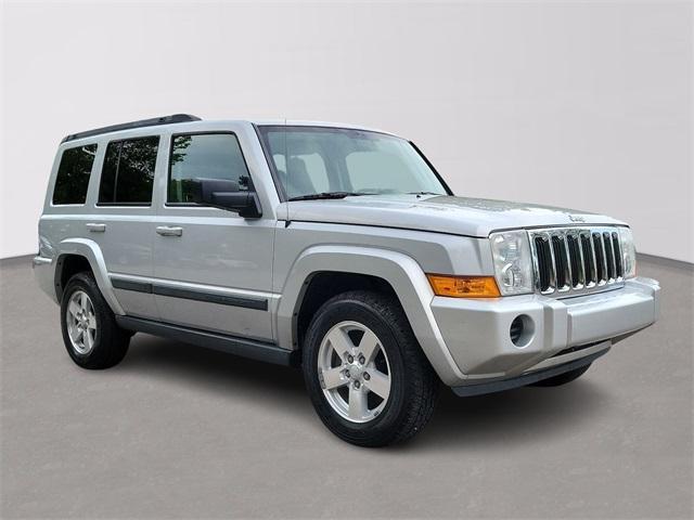 used 2007 Jeep Commander car, priced at $6,999
