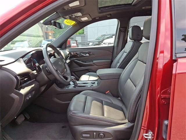 used 2023 Chevrolet Traverse car, priced at $37,998