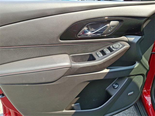 used 2023 Chevrolet Traverse car, priced at $37,998