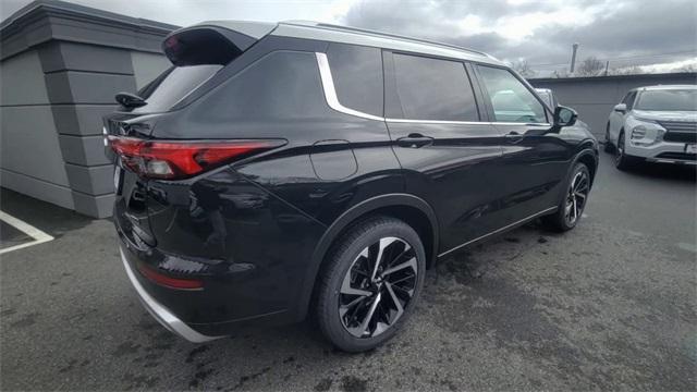 new 2024 Mitsubishi Outlander car, priced at $42,780