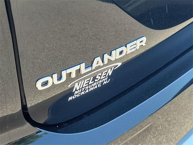 new 2024 Mitsubishi Outlander PHEV car, priced at $51,880