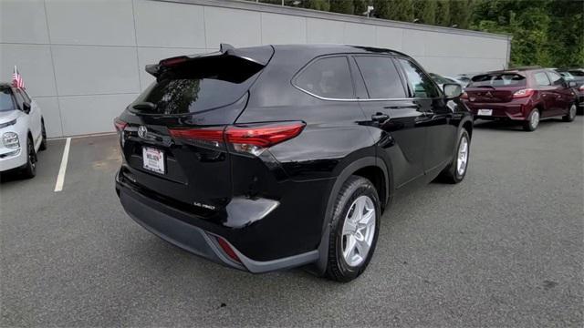 used 2021 Toyota Highlander car, priced at $32,500