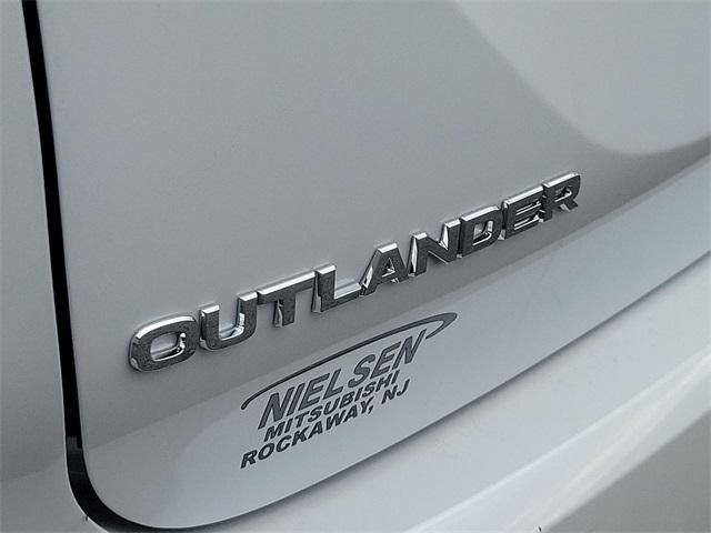 new 2024 Mitsubishi Outlander PHEV car, priced at $47,795