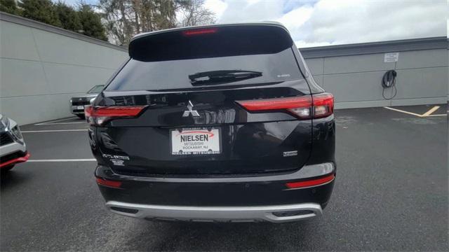 new 2024 Mitsubishi Outlander car, priced at $42,780