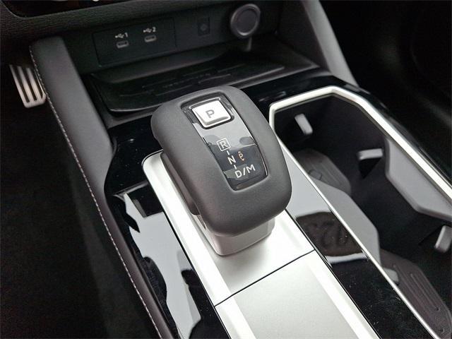 new 2025 Mitsubishi Outlander car, priced at $43,545