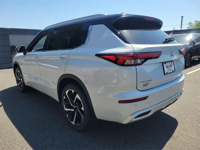 new 2024 Mitsubishi Outlander car, priced at $43,140