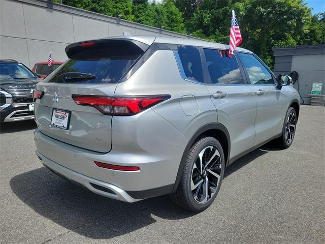 new 2024 Mitsubishi Outlander car, priced at $38,025