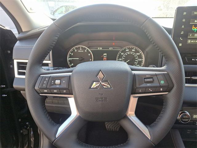 new 2025 Mitsubishi Outlander car, priced at $37,425