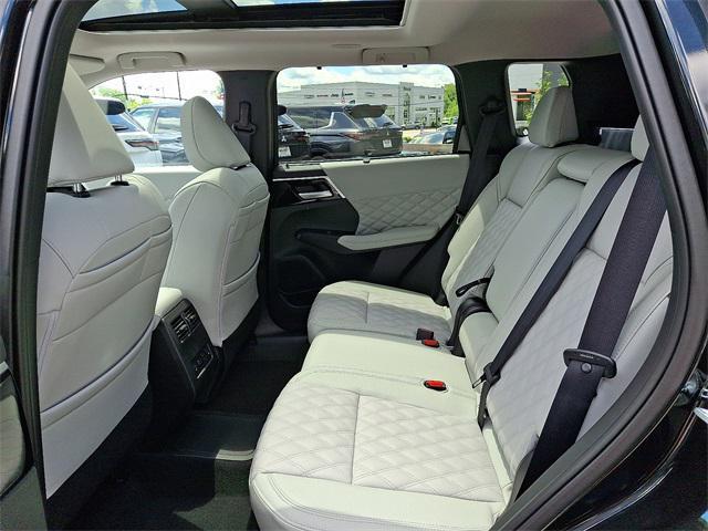 new 2025 Mitsubishi Outlander PHEV car, priced at $52,600