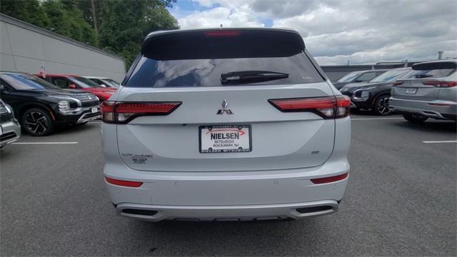 new 2024 Mitsubishi Outlander car, priced at $36,160