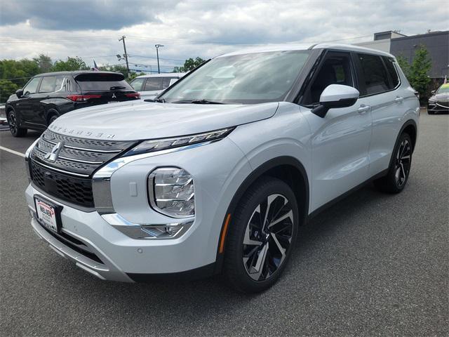 new 2024 Mitsubishi Outlander car, priced at $36,160