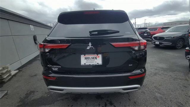 new 2024 Mitsubishi Outlander car, priced at $36,110