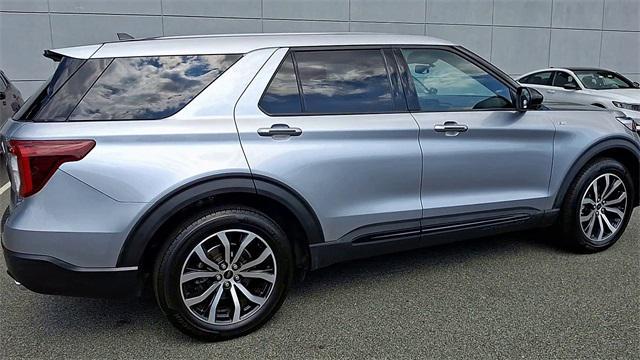 used 2022 Ford Explorer car, priced at $36,136