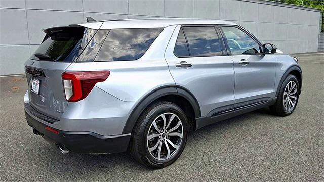 used 2022 Ford Explorer car, priced at $36,136