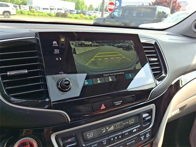 used 2022 Honda Pilot car, priced at $36,196
