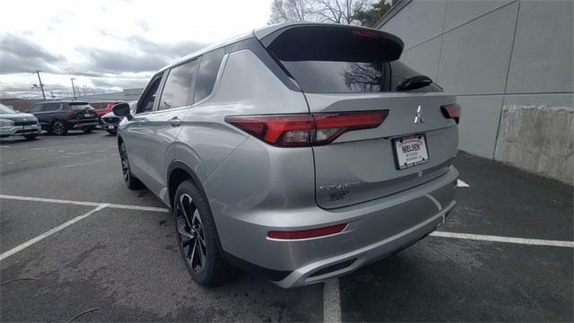 new 2024 Mitsubishi Outlander car, priced at $37,815