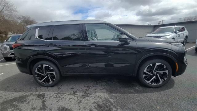 new 2024 Mitsubishi Outlander car, priced at $42,780